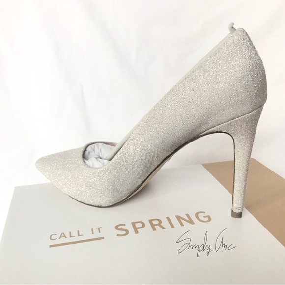 New Call It Spring Agrirewiel pumps - Picture 4 of 8